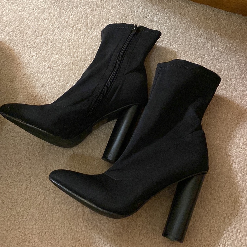 AKIRA Black Boots